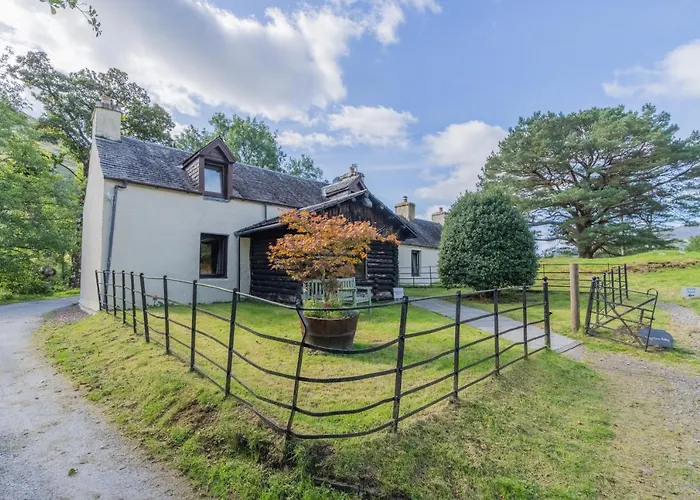 Glencoe Cabins and Caravans